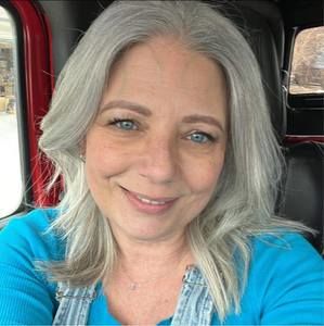 Meet your Posher, Cindy